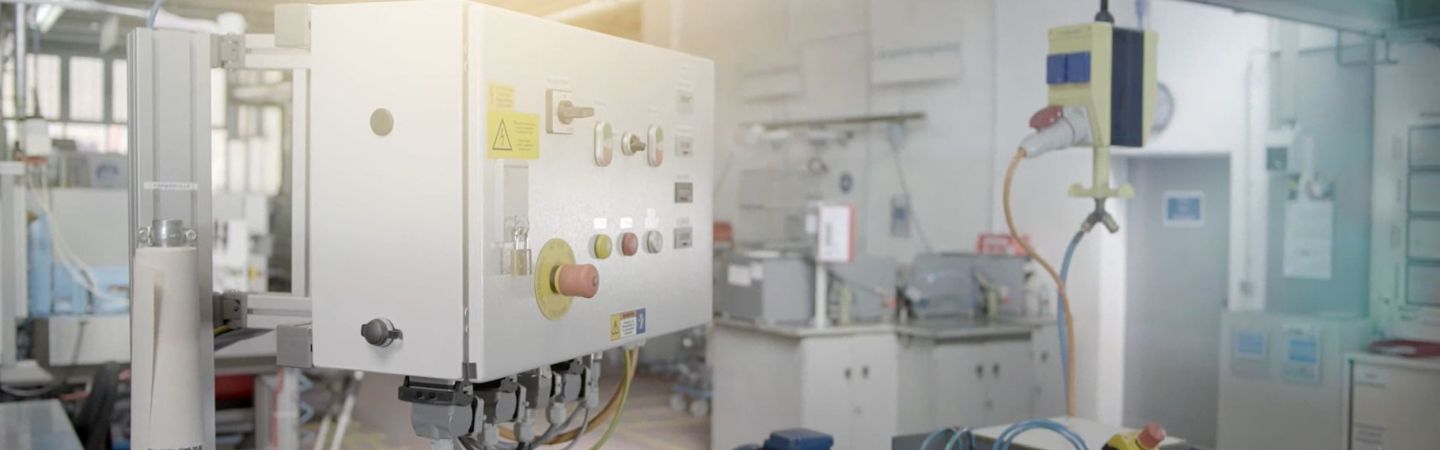 Intelligent elförsörjning för industri
